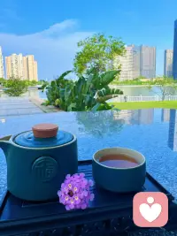 不必独自硬扛所有情绪
总有无人可说的心事、深夜难眠的困扰
我在给力心理，以耐心、保密、全然接纳
安静倾听，温柔陪伴，陪你慢慢治愈内心褶皱配图
