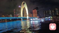 人的情绪就像潮水，会来也会退，你不需要一直和它对抗，安静等待它流过就好。配图