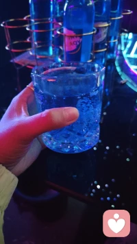 此时此刻   有没有可以跟我说说过往吗  我会很安静的听着配图