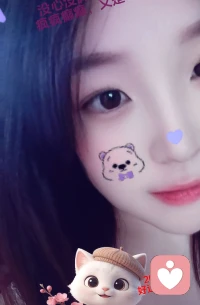你需要一个肩膀的时候，我就在你身边。配图