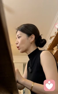 16岁正是青春期敏感又懵懂的年纪，一旦母子之间突破了正常边界，隔阂便再也无法抹平。从那以后，男孩再也没有开口叫过一声妈，这段关系彻底陷入了僵局。