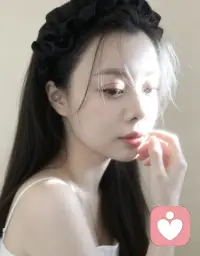 允许自己偶尔发呆、放慢脚步，不必事事完美，你已经很好了。配图