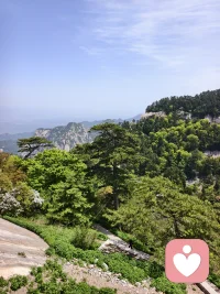 世界很大，故事很长，但此刻，请收下这句简短的问候：今天，你过得很好，未来，也一定会更好。配图