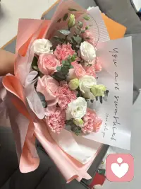 远赴澳洲求学，不忘人间烟火～ 母亲节收到儿子隔空投喂的惊喜，小小的礼物，大大的心意。为人母的幸福，大概就是被远方的孩子默默惦记。配图