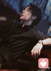 能解压，能开心，还不犯法
哈哈，续命丹药解锁！😅
看美男=低成本快乐，还挺有用！
- 心情瞬间变好，压力直接减半
- 养眼提神，学习/干活都更有劲
- 纯纯视觉享受，不用负责不用花钱
- 激发一点点变优秀、变好看的动力
- 无聊时的快乐源泉，治愈emo神器配图