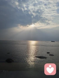 这里是心灵的驿站，生命能量的加油站，给您多方面的补充精神高蛋白。有关于亲密关系，亲子教育，女性个人成长方面的问题，可提供情绪陪伴。配图