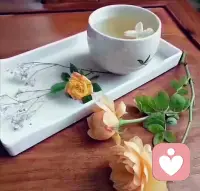 万物都在供养你 阳光从不问你是谁，照样温暖你； 雨水从不挑三拣四，照样滋润你； 大地默默承载，从不嫌弃你； 花草自然生长，只为给你一抹生机。 这世间所有的美好，都在无条件供养你，成全你配图