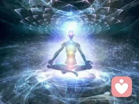 夜深人静时，孤独与烦躁或许会悄然来袭，但请别害怕，这恰恰是心灵自我疗愈的最佳时机。此刻的内心最为柔软敞开，无论是寻求专业咨询，还是向朋友倾诉，都能直抵内心深处，达到事半功倍的效果。愿你在这个安静的夜晚，与自己温柔和解，拥抱内心的平静。🌙✨配图