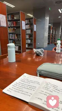 我的世界是一座花园
需修剪培育三种关系：与自然、与他人、与自我。
愿你在自己的花园里，收获宁静，亦懂万物之语。