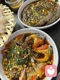 五一吃“毒药”——潮汕的生腌！
鱼肉生的，虾肉生的，贝壳生的，螃蟹生的，什么都是生的，拌着劲爆的酱汁着实太生猛了，再配上一锅粥或是一碗白米稀饭，过瘾了！配图