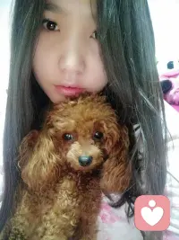  不用说话，光是抱着你，就觉得所有的不开心都被揉碎了。