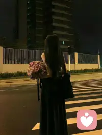 无论你多么孤立，多么孤独，只要你认真负责地做好自己的工作，就会有素不相识的朋友来寻找你。

——卡尔·荣格配图