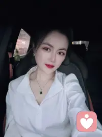 远看衣品，近看颜值，久看人品
能够同行的人，比风景更重要配图