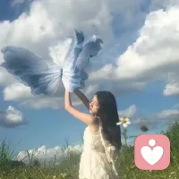把烦恼丢进晚风里，让温柔和好运慢慢奔向你，往后余生，平安喜乐，万事顺遂。配图
