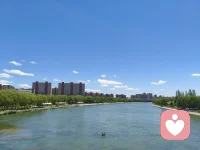 ☘️真正的掌控，不是让坏事不发生，而是确信：“如果坏事发生了，我有能力把它料理好。”配图