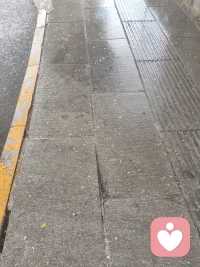 ☘️真正的亲密关系，是两个成年人不断收回投射的过程。配图