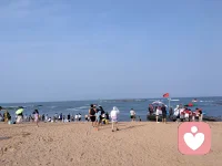 嗨……朋友累了吧？累了就把脚步放慢一些，没什么大不了的，天不会塌地也不会陷，你是可以休息休息的…
明明你很累了，却还是要假装坚强………配图