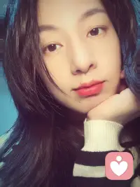 蠢人最大的毛病就是谁跟他亲他就伤害谁，外人随便一句太高的话，他就深信不疑，身边人掏心掏肺，他却视而不见，最后把真心带他的人一个个比走