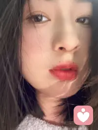 人在精神上受了伤 是补不回来的，就像“人间失格”里说的：即使此刻我是快乐的，只要一想起那些难过的瞬间，心情就会立刻暗下来，再多的光都照不进去….
