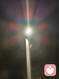 不必强迫自己一直坚强，也不必把心事独自收藏。我愿做你安静的树洞，以温柔为底色，以倾听为桥梁，不评判、不催促。