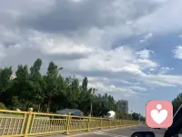 人生没有完美，遗憾亦是风景，接受不圆满，方能从容前行。