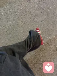 在一段关系结束的时候，你是否也很迷茫，不知道应该跟谁说，怎么说，没事，我在这里等你，随时陪你聊天！配图