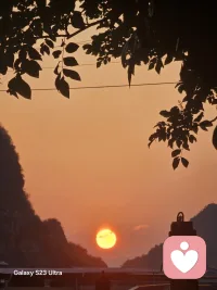 别再天天沉浸在你的委屈里了。
没人会一直迁就你的矫情，也没有人能拯救你的烂情绪。
普通倾听只会哄你开心，而我，专门把你骂醒。
受不了狠话的请划走，真心想脱困的，留下来。配图