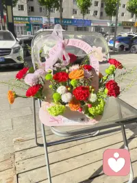 美好的一天，周末休息的人多，可以放松心情，天气晴朗，希望每一个人都健康快乐每一天
