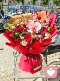 “寸有所长，尺有所短”


任何好的东西都有不足的一面，任何劣的东西也都有好的一面。


每个人都有缺点，但是不应该把别人的缺点放大；优点亦是如此。我们都应当客观看待，学会接纳和尊重。

“人非圣贤，孰能无过”


当别人犯错时，不要嘲笑，反而要去鼓励，要宽容，更要给予支持和力量。


当自己犯错时，不要逃避，要正视，要解决，要虚心的接纳意见。