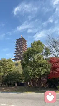被爱没有那么重要，没有人跟你在一起是为了你幸福，爱自己是终身的浪漫配图
