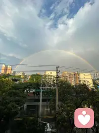 生活总有无人可说的委屈，藏着不被理解的心事。
不必独自硬扛，我愿意做那个安静的听众。
在这里，不用伪装，不必逞强，所有情绪都可以尽情倾诉。
守住你的秘密，接纳你的脆弱，陪你和生活温柔和解。