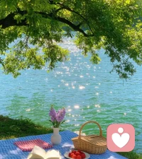 🌸 愿你在忙碌的生活里，不忘给自己留一份诗意。看一朵花开的姿态，听一场雨落的声音，感受一阵风的温柔。这些小确幸，才是生活里真正的甜。早安。