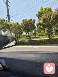 眼里有光，脸上有笑，心中有爱，脚下有路😄配图