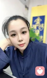 每天忙忙碌碌，就像一只永不停歇的陀螺，生活的皮鞭时不时的就抽我一下，命也，运也！