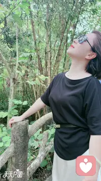 愉快的心情来自和谐的家庭氛围，你认同吗？配图