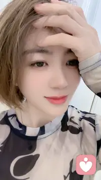 在寂静的夜里，我没有选择入睡，而是选择耐心倾听您的声音……配图