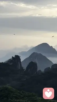 如果每次记忆提取的过程都会有记忆重构，那么我们是不是可以在回忆的时候，给自己注入一点希望和温暖，那么我们会不会对未来越来越有憧憬和期待了呢？