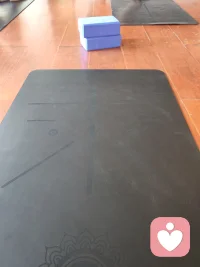 不要在任何地方怯场，大大方方去丢脸，兴致勃勃去失败。勇敢的去经历，去感受，去表达，去做你想做的一切。你远比自己想象中的更优秀，更勇敢，更值得被爱。