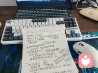 明明在度假，却每天又被困在了柴米油盐洗洗涮涮里，就连学习都要抽时间，好像无论怎么安排，生活永远没法两全，这大概就是普通人最真实的日常吧，怎么都有遗憾。好在我们依然在认真过日子。配图