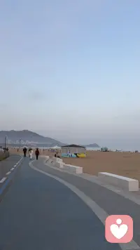 自卑敏感的讨好型人格活着会很累。
习惯性讨好别人、过度在意他人眼光、内心自卑敏感，不敢拒绝、总委屈自己迎合他人？专属心理疏导帮你正视自我价值，摆脱讨好型人格束缚，建立内在自信与边界感，学会爱自己、不内耗不卑微，活得独立有底气。配图