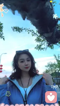 💚
世界很吵，我只负责听你说。
不评判、不打断、不敷衍，
给你一个安全的情绪树洞。
成年人的脆弱，不必独自扛。
你的心事我认真接住。
#倾听师#是心事有人懂配图