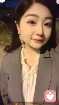对爱的人哪怕是违心的狠话也不要说。对方不知道枪里没有子弹，可他却看到你扣了扳机。不管心情多糟糕，都要对爱的人好好说话。配图