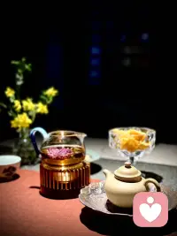 允许情绪不稳定，允许讲废话。吐槽、倾诉、理清思路，主打一个轻松聊天，慢慢自愈。