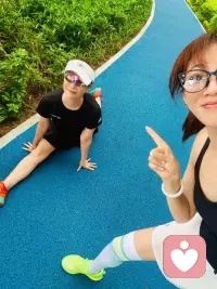 我不追速度，只 追前方和快乐🎊
 元气满满的一天☀️配图