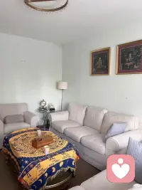 每一次的咨询都是我挑战来访者，来访者挑战自己的过程，希望你们都越来越好，可以照见自己内心的真实感受，不再害怕，也不再孤独。早安！配图