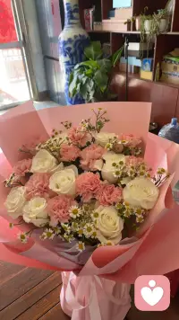 宝，节日快乐🌹🌹🌹配图