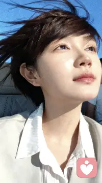 很多时候 我们不是不够坚强 只是心里的话太久没被认真听见 委屈无处说 焦虑无人懂 深夜反复内耗 明明很累却还要装作若无其事

其实你不必独自硬扛 也不用强迫自己立刻放下 马上释怀  心里藏着太多说不出口的情绪 就会慢慢压垮自己 不用假装乐观 不用故作坚强 你所有的脆弱 不安 难过 都值得被认真对待 

我是你的专属树洞 此刻全程在线 接单陪伴 
不评判 不说教 不强行开导 只安安静静接住你的情绪 陪你梳理心里的乱麻 在倾诉里找到安放自己的地方 

给情绪一个安全的出口 给自己一份温柔的包容
不用犹豫 不用准备 累了就停下来 想说的时候 我一直都在 等你坦诚相见
#情绪倾听 #心理陪伴 #在线倾听配图
