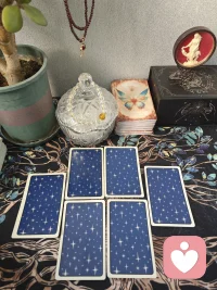 牌面可以分析出你的过去，现在，未来。