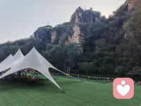 别总困在自己的小世界里，有时间和朋友出门看看风景。