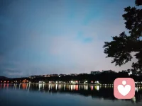 尽力之后就随缘吧，手就这么大握不住的东西太多了，学会与生活和解就是与自己和解，得到未必是福，失去未必是祸，你以为的遗憾其实有可能，躲过了一劫，拐个弯与生活和解，